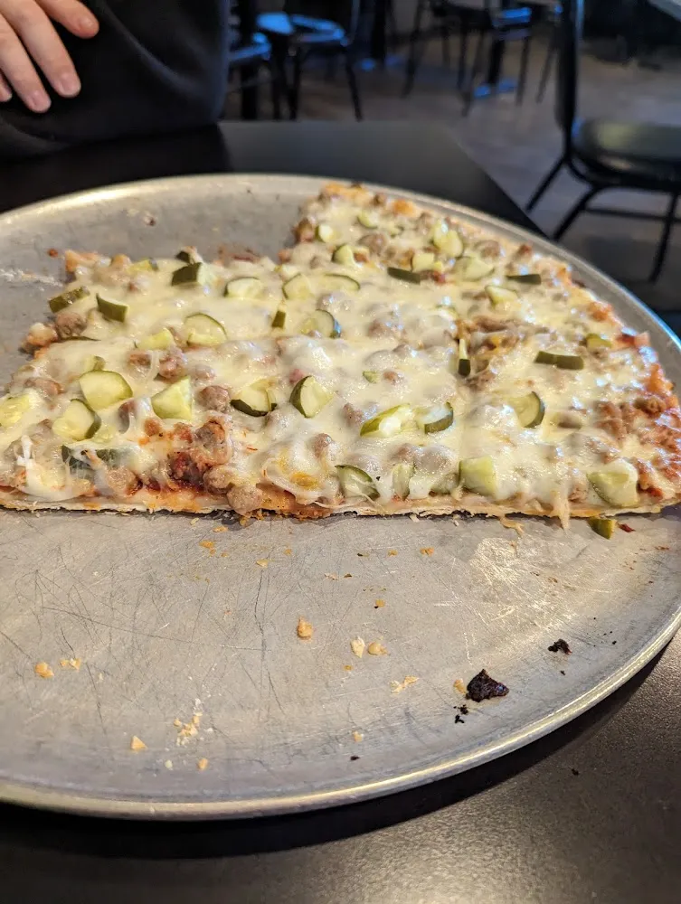 Cheeseburger Pizza